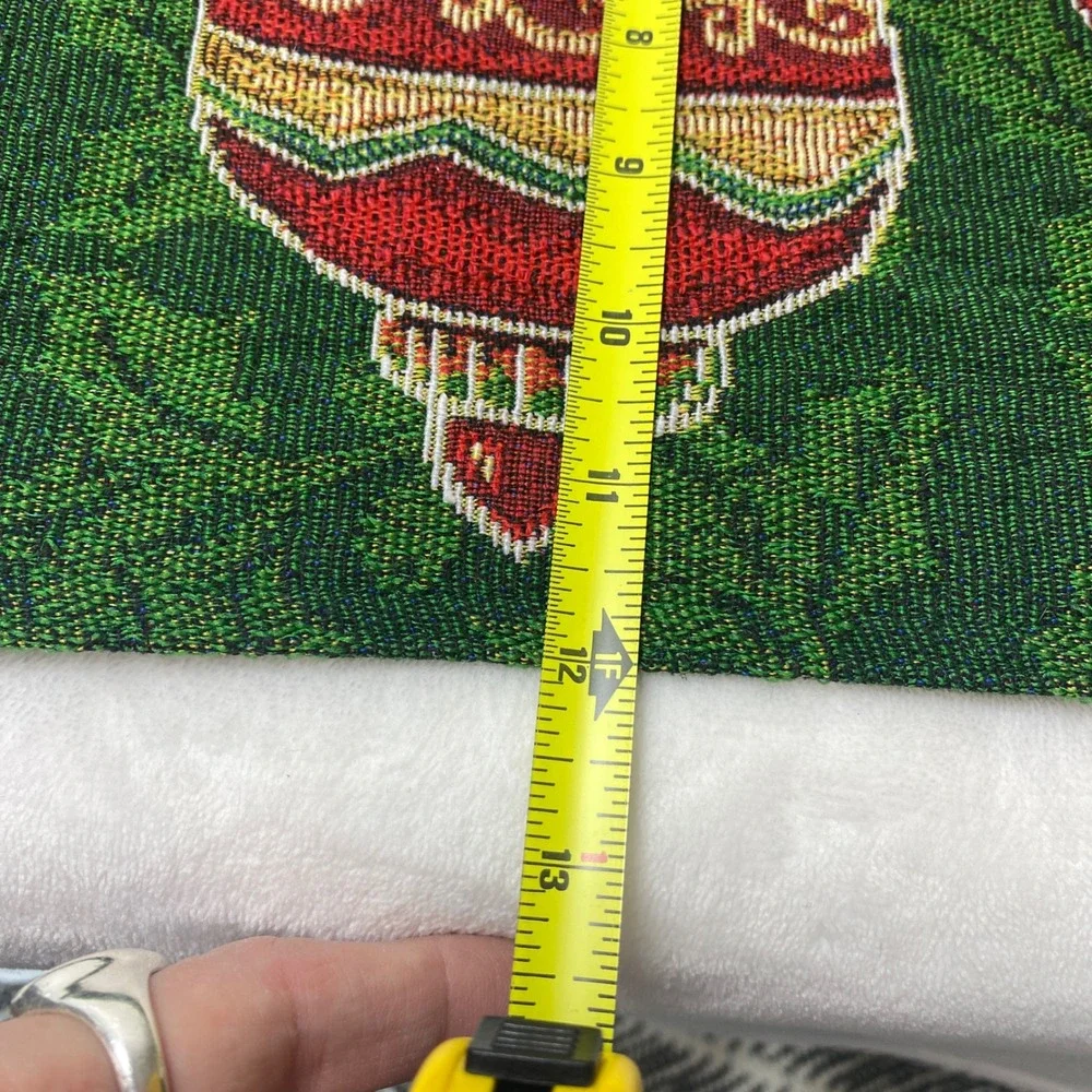 Beautiful Christmas Woven Tapestry Table Runner Green Red Gold Holiday Decor‎